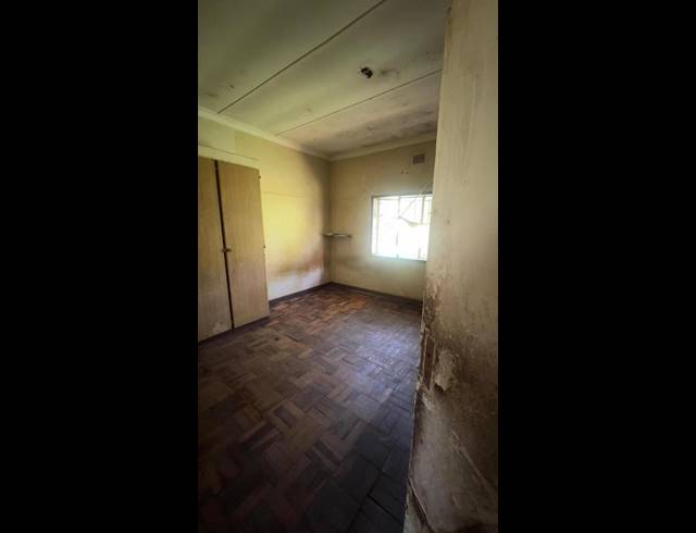 4 BEDROOM HOUSE FOR SALE IN OOSEINDE